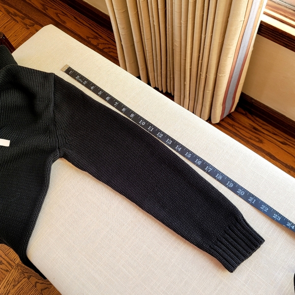 New! J.Crew in Medium Black Mockneck Sweater in Cotton Blend NWT - Picture 7 of 8